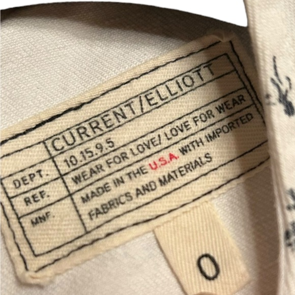 Current/elliot Short sleeved Floral Denim Mini Dress with frayed hem. - Picture 11 of 15